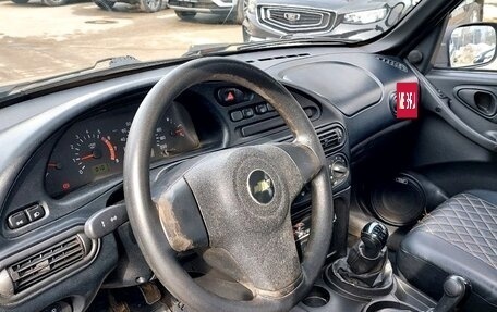 Chevrolet Niva I рестайлинг, 2011 год, 340 000 рублей, 10 фотография