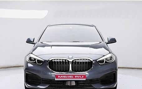 BMW 1 серия, 2021 год, 2 195 000 рублей, 2 фотография