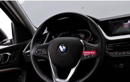 BMW 1 серия, 2021 год, 2 195 000 рублей, 9 фотография