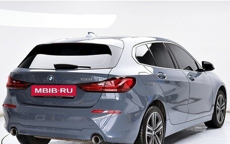 BMW 1 серия, 2021 год, 2 195 000 рублей, 3 фотография