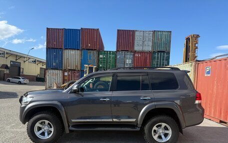 Toyota Land Cruiser 200, 2018 год, 11 000 000 рублей, 7 фотография