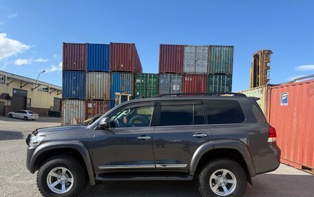 Toyota Land Cruiser 200, 2018 год, 11 000 000 рублей, 15 фотография
