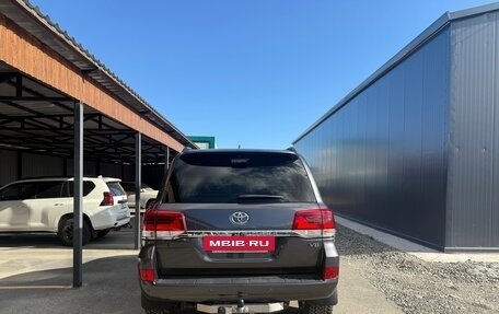 Toyota Land Cruiser 200, 2018 год, 11 000 000 рублей, 12 фотография