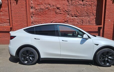 Tesla Model Y I, 2021 год, 4 950 000 рублей, 7 фотография