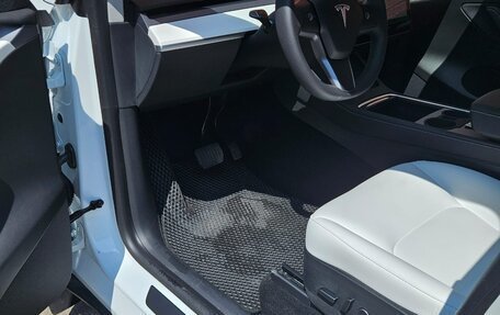 Tesla Model Y I, 2021 год, 4 950 000 рублей, 10 фотография