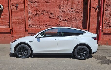Tesla Model Y I, 2021 год, 4 950 000 рублей, 6 фотография