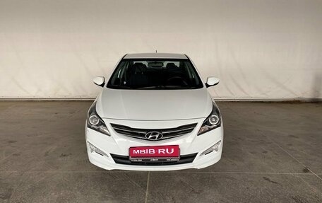 Hyundai Solaris II рестайлинг, 2015 год, 1 179 000 рублей, 2 фотография