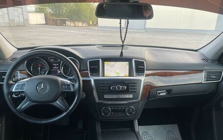 Mercedes-Benz M-Класс, 2012 год, 2 050 000 рублей, 10 фотография