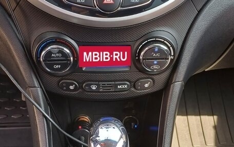 Hyundai Solaris II рестайлинг, 2012 год, 990 000 рублей, 8 фотография