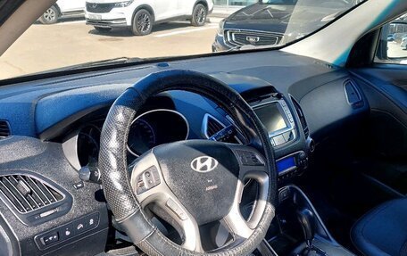Hyundai ix35 I рестайлинг, 2013 год, 825 000 рублей, 16 фотография