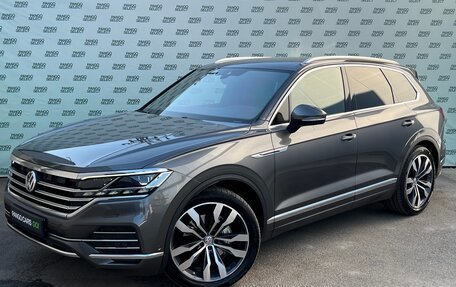 Volkswagen Touareg III, 2020 год, 5 995 000 рублей, 3 фотография