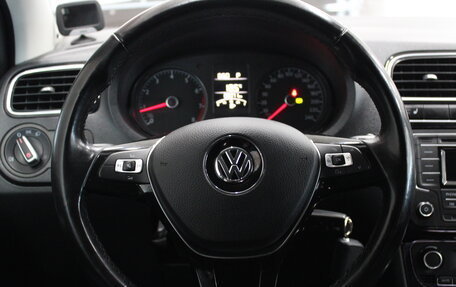 Volkswagen Polo VI (EU Market), 2017 год, 1 195 000 рублей, 7 фотография