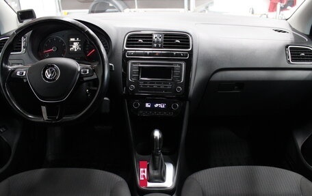 Volkswagen Polo VI (EU Market), 2017 год, 1 195 000 рублей, 6 фотография
