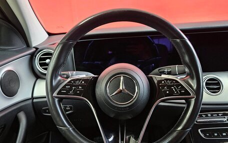 Mercedes-Benz E-Класс, 2020 год, 2 450 000 рублей, 12 фотография