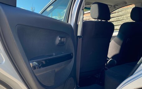 Toyota Ist II, 2004 год, 590 000 рублей, 9 фотография