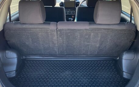 Toyota Ist II, 2004 год, 590 000 рублей, 12 фотография