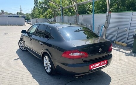 Skoda Superb III рестайлинг, 2010 год, 940 000 рублей, 4 фотография