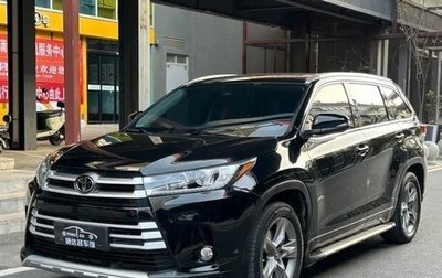 Toyota Highlander III, 2021 год, 2 610 000 рублей, 1 фотография