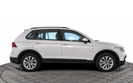Volkswagen Tiguan II, 2021 год, 1 870 000 рублей, 4 фотография