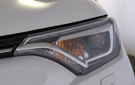 Toyota RAV4, 2019 год, 2 690 000 рублей, 11 фотография