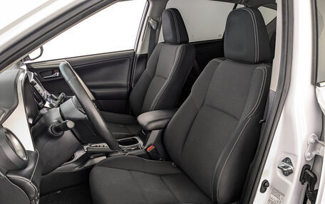 Toyota RAV4, 2019 год, 2 690 000 рублей, 20 фотография