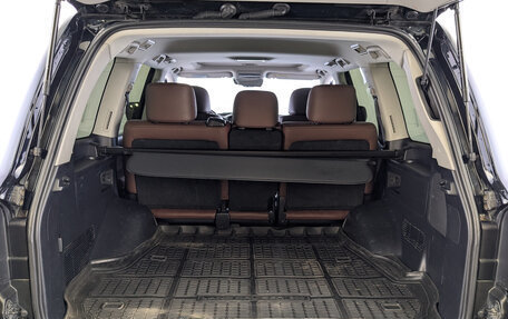 Toyota Land Cruiser 200, 2019 год, 5 700 000 рублей, 10 фотография