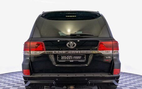 Toyota Land Cruiser 200, 2019 год, 5 700 000 рублей, 6 фотография