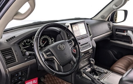 Toyota Land Cruiser 200, 2019 год, 5 700 000 рублей, 15 фотография