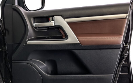Toyota Land Cruiser 200, 2019 год, 5 700 000 рублей, 25 фотография