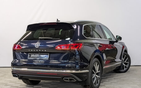 Volkswagen Touareg III, 2019 год, 4 900 000 рублей, 5 фотография