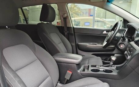KIA Sportage IV рестайлинг, 2019 год, 1 950 000 рублей, 10 фотография