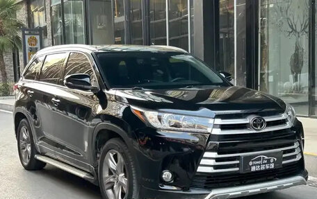 Toyota Highlander III, 2021 год, 2 610 000 рублей, 4 фотография