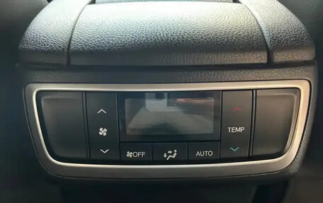Toyota Highlander III, 2021 год, 2 610 000 рублей, 21 фотография
