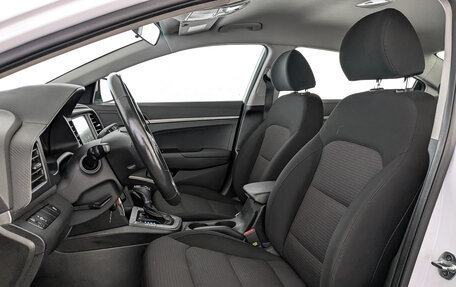 Hyundai Elantra VI рестайлинг, 2020 год, 1 915 000 рублей, 20 фотография