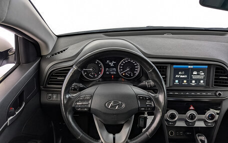 Hyundai Elantra VI рестайлинг, 2020 год, 1 915 000 рублей, 22 фотография