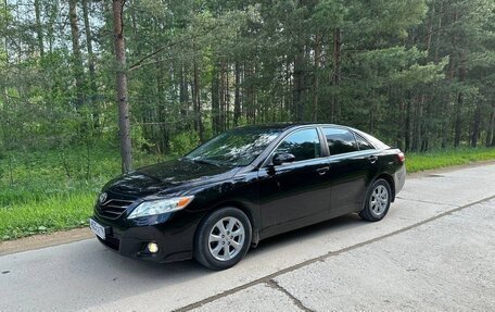 Toyota Camry, 2009 год, 1 800 000 рублей, 2 фотография
