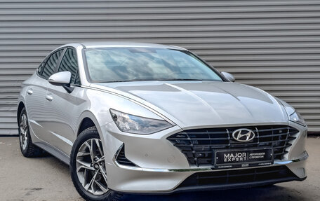 Hyundai Sonata VIII, 2021 год, 2 700 000 рублей, 3 фотография