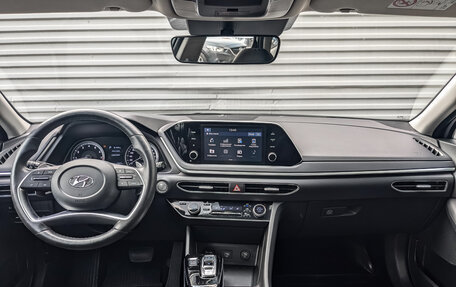 Hyundai Sonata VIII, 2021 год, 2 700 000 рублей, 14 фотография