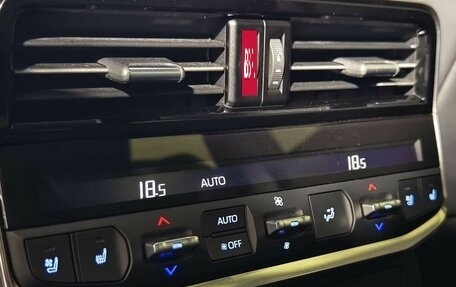 Toyota Land Cruiser, 2021 год, 10 790 000 рублей, 25 фотография