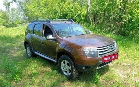 Renault Duster I рестайлинг, 2012 год, 700 000 рублей, 2 фотография
