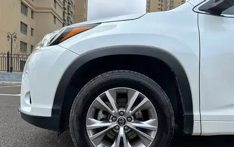 Toyota Highlander III, 2021 год, 2 650 000 рублей, 4 фотография