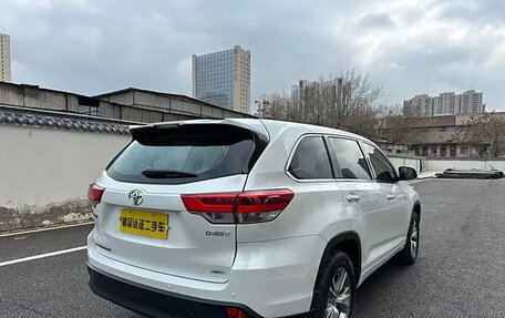 Toyota Highlander III, 2021 год, 2 650 000 рублей, 6 фотография