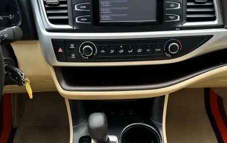 Toyota Highlander III, 2021 год, 2 650 000 рублей, 14 фотография