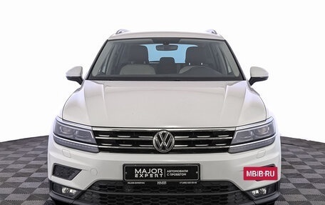 Volkswagen Tiguan II, 2018 год, 3 160 000 рублей, 2 фотография