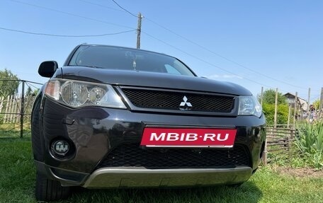 Mitsubishi Outlander III рестайлинг 3, 2007 год, 1 400 000 рублей, 1 фотография