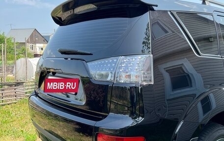 Mitsubishi Outlander III рестайлинг 3, 2007 год, 1 400 000 рублей, 6 фотография