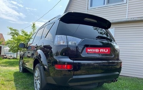 Mitsubishi Outlander III рестайлинг 3, 2007 год, 1 400 000 рублей, 5 фотография