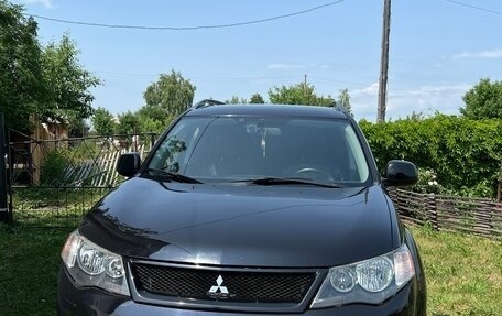 Mitsubishi Outlander III рестайлинг 3, 2007 год, 1 400 000 рублей, 3 фотография