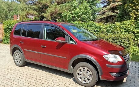Volkswagen Touran III, 2010 год, 520 000 рублей, 3 фотография