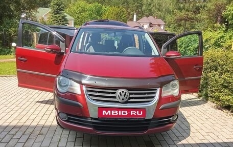 Volkswagen Touran III, 2010 год, 520 000 рублей, 15 фотография